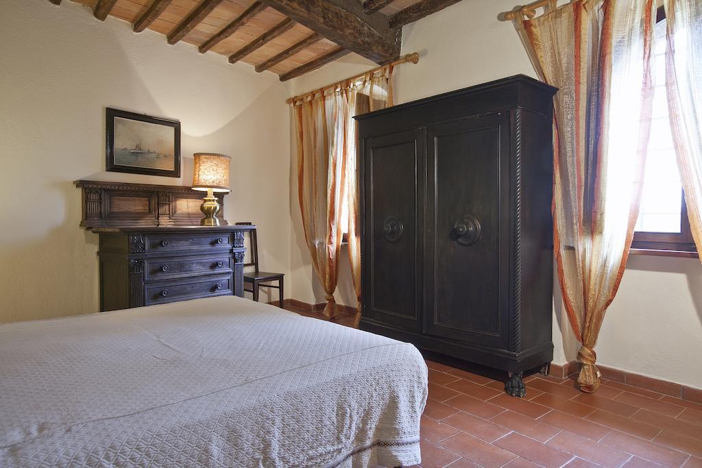 Agriturismo Il Torrione Lecchi Szoba fotó